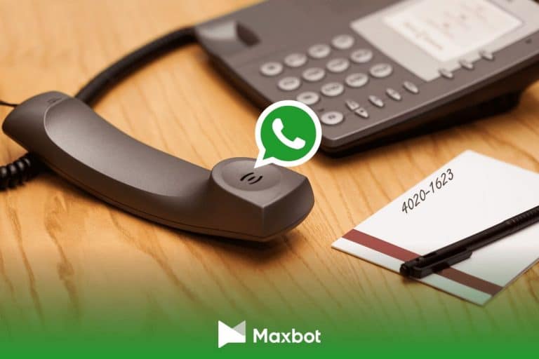 Símbolo do Whatsapp conectado ao telefone fixo