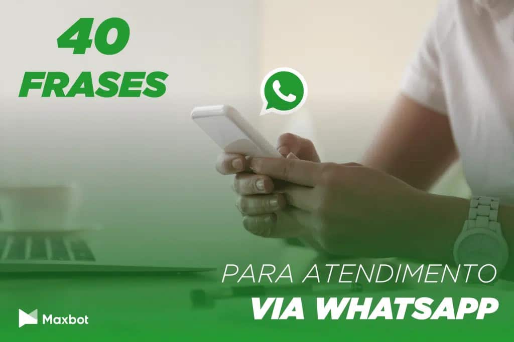 uma pessoa segurando um celular na mão